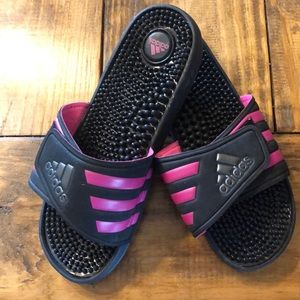 Women’s Adidas flip flops